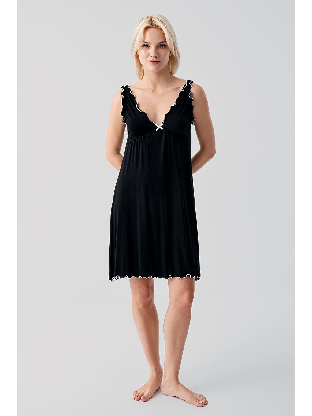 Siyah Askılı Kısa Esnek Elastanlı Viskoz Soft Hamile Sabahlık Gecelik Takım 19400-7