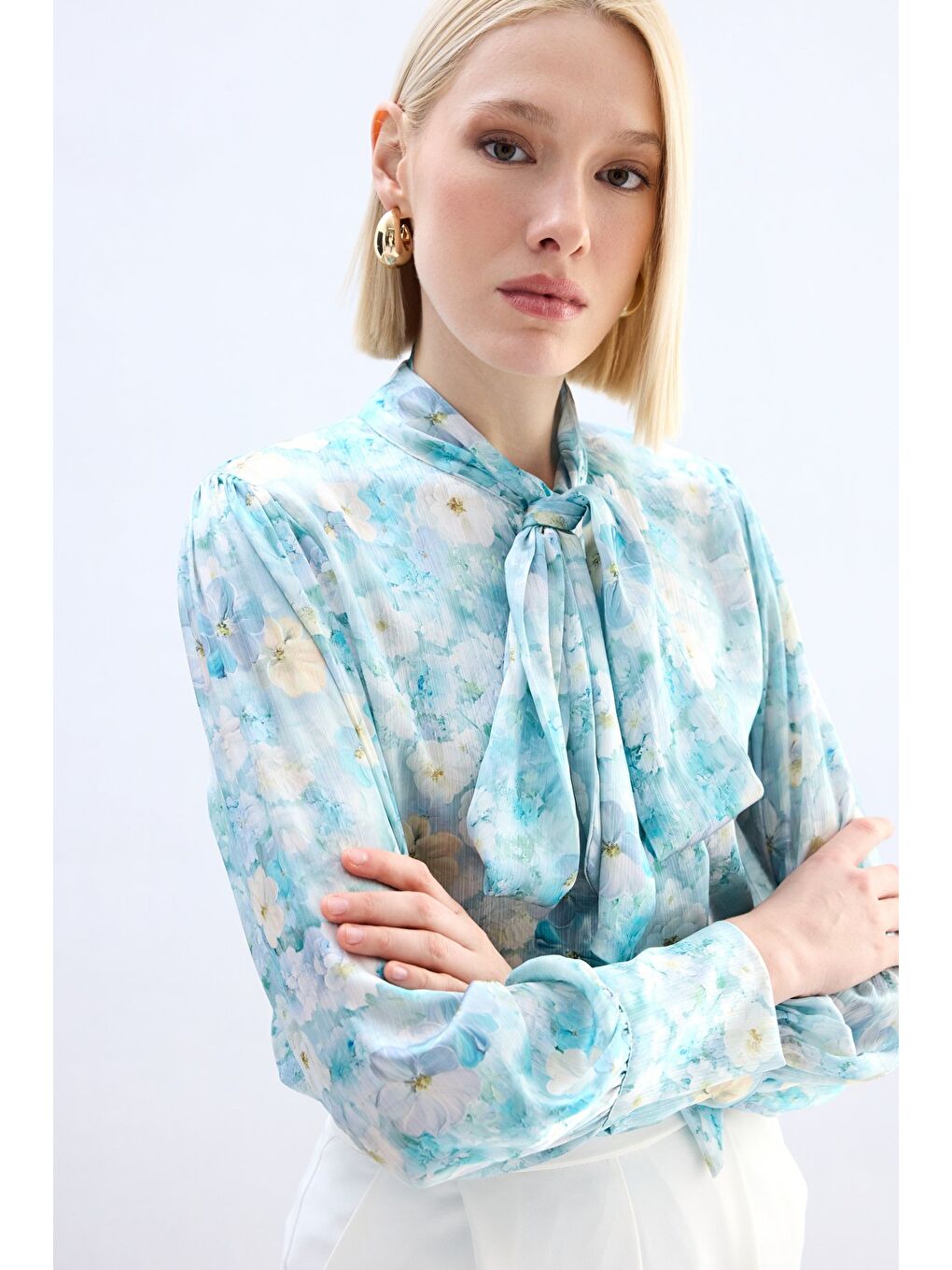 Yeşil Çiçek Desenli Fularlı Gömlek - Mint-4