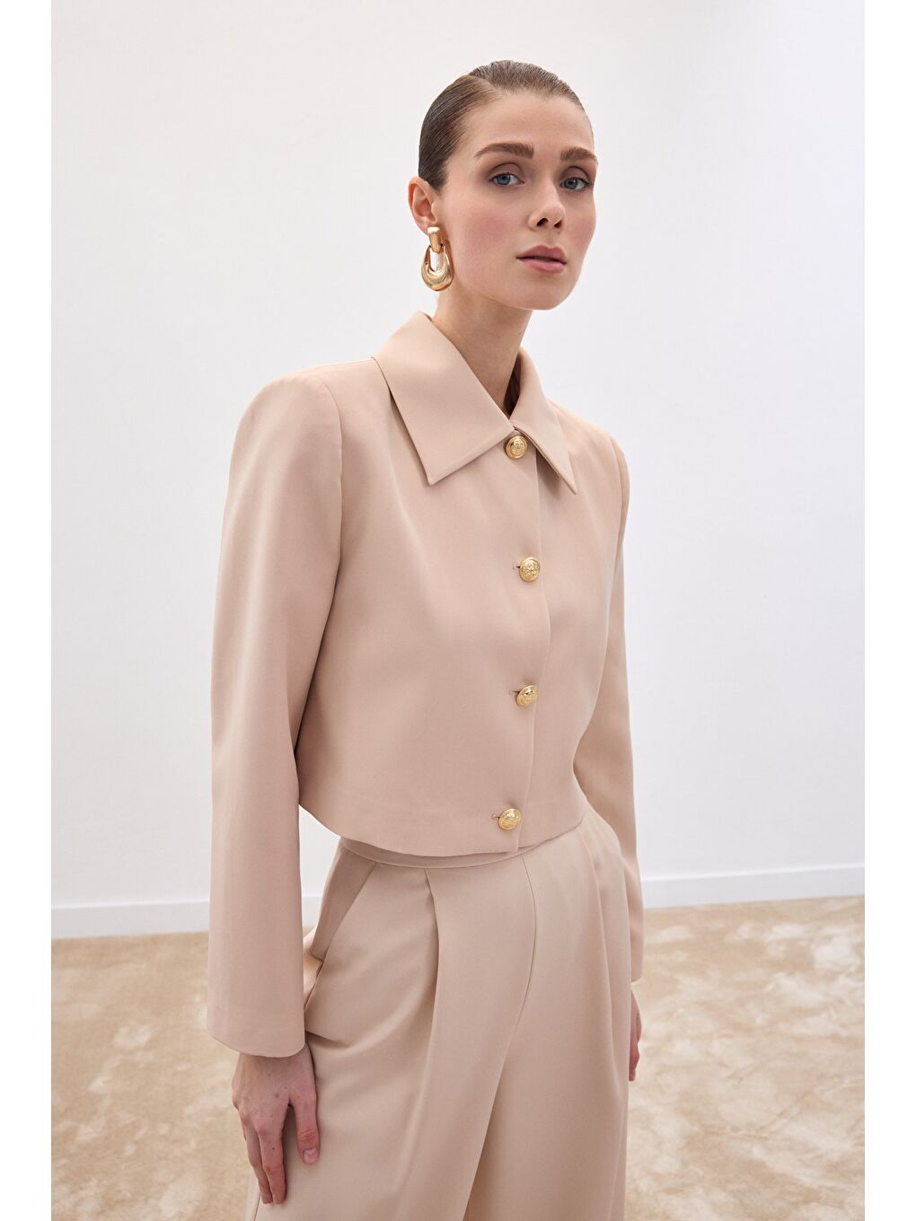 Düğmeli Kısa Ceket - Bej-2