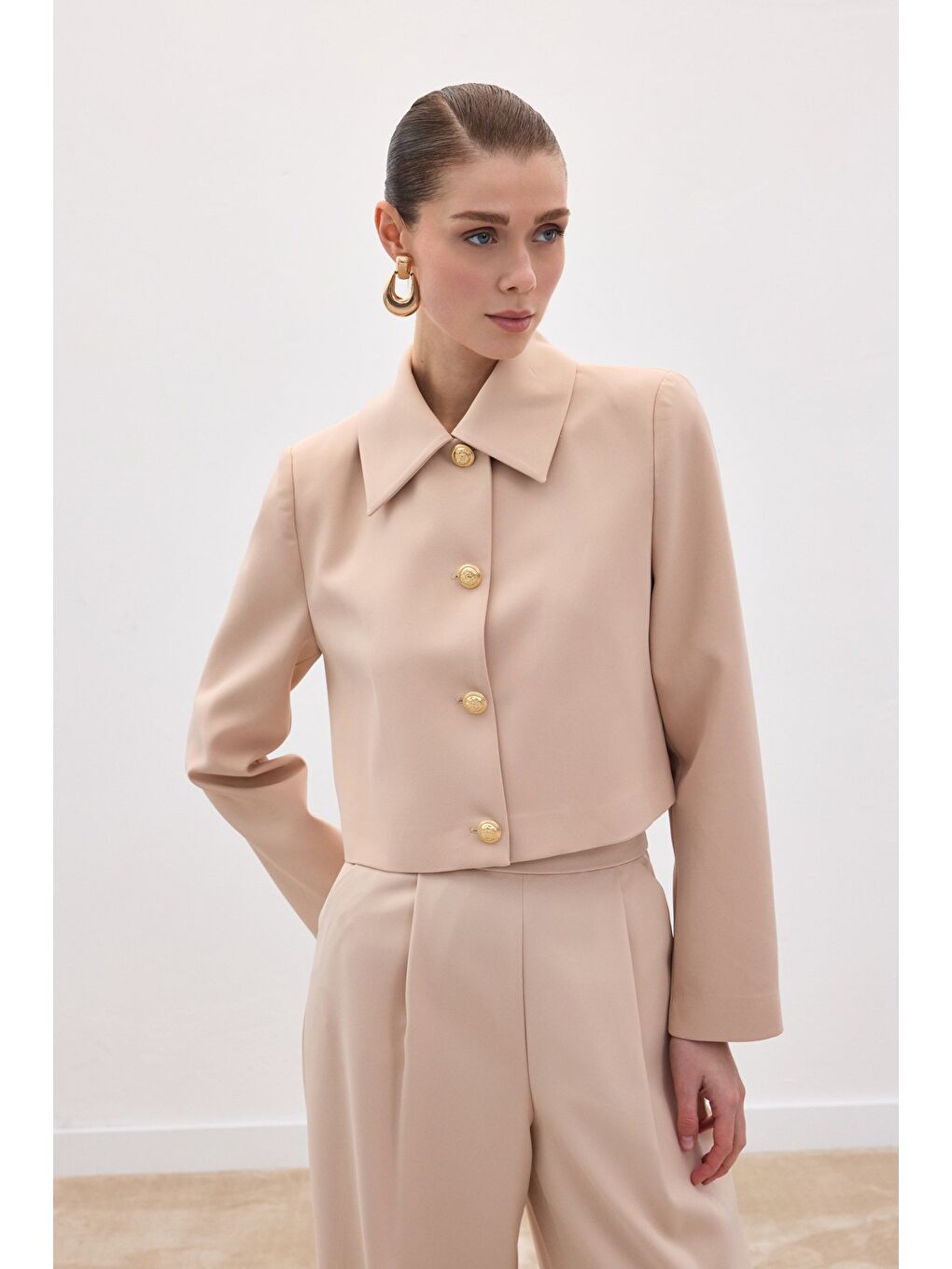 Düğmeli Kısa Ceket - Bej-4