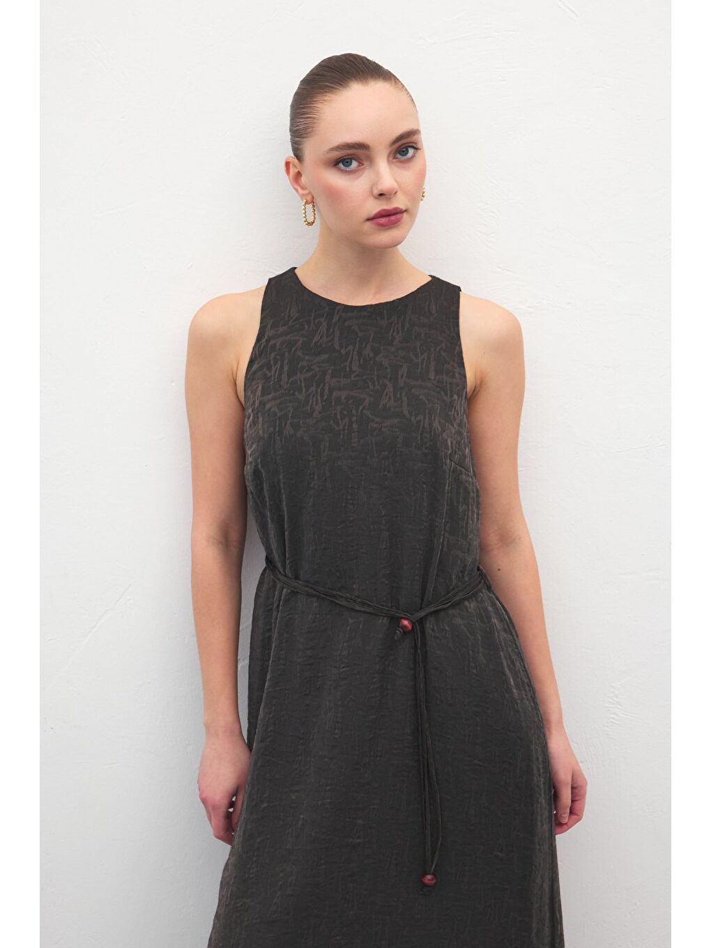 Kemer Detaylı Uzun Elbise - Siyah-5