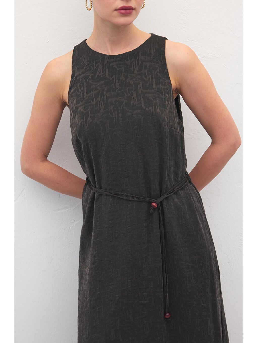 Kemer Detaylı Uzun Elbise - Siyah-6