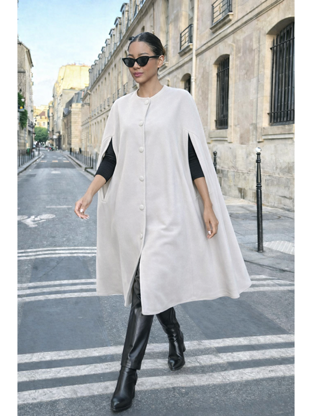 Kadın Günlük Kolsuz Bol Beyaz Kaşe Panço-3