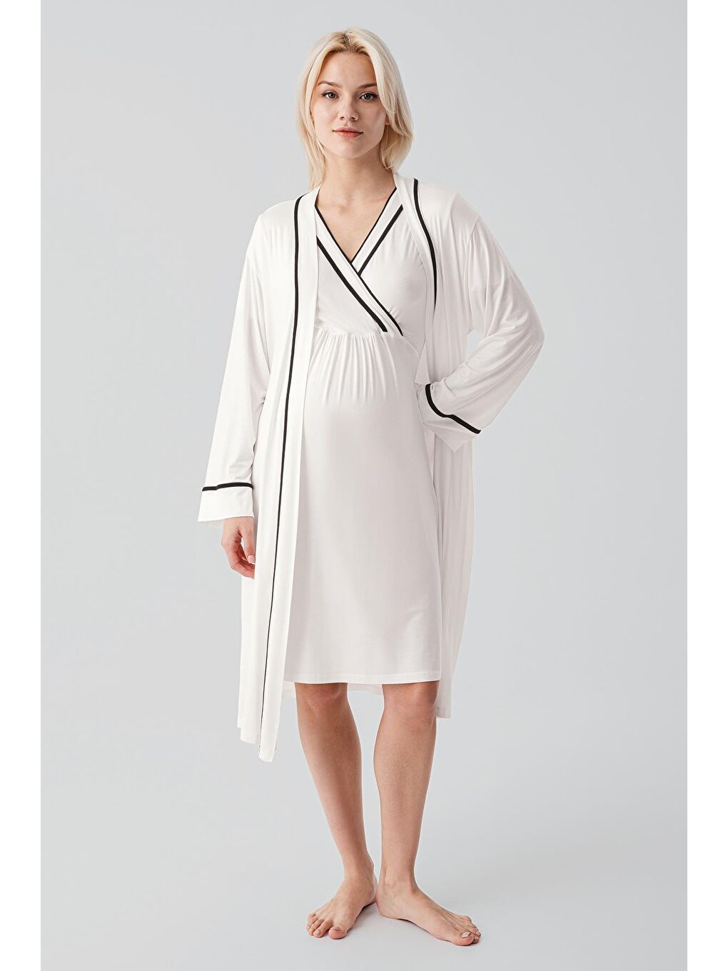 Ekru Kısa Kollu Emzirme Bölmeli Esnek Viskoz Hamile Sabahlık Gecelik Takım 19417