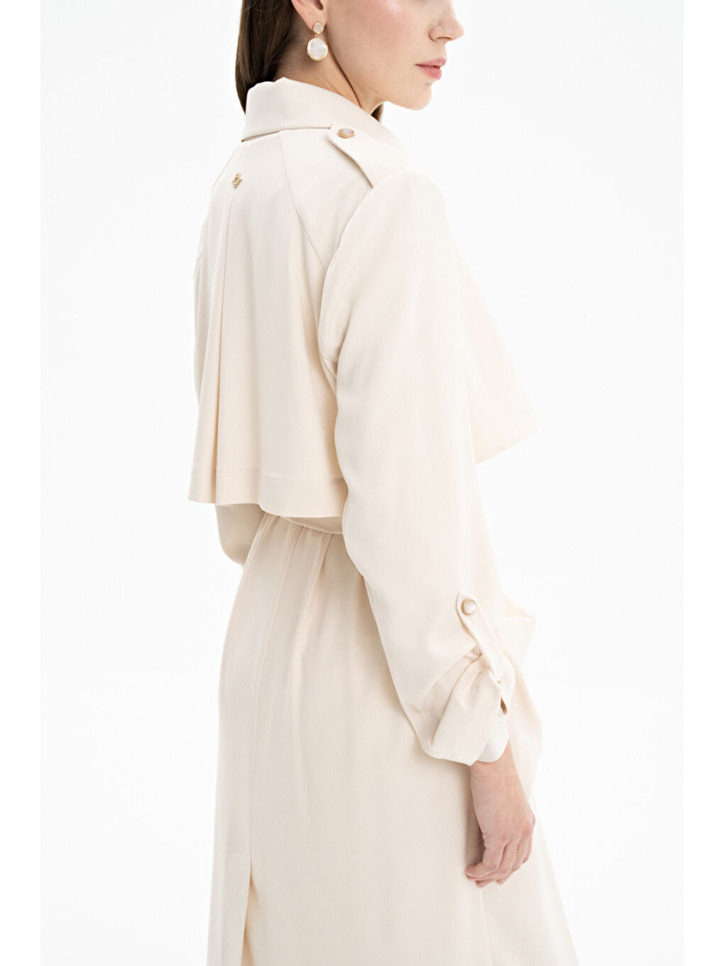 Bej Dökümlü Yaka Cepli Trençkot-4