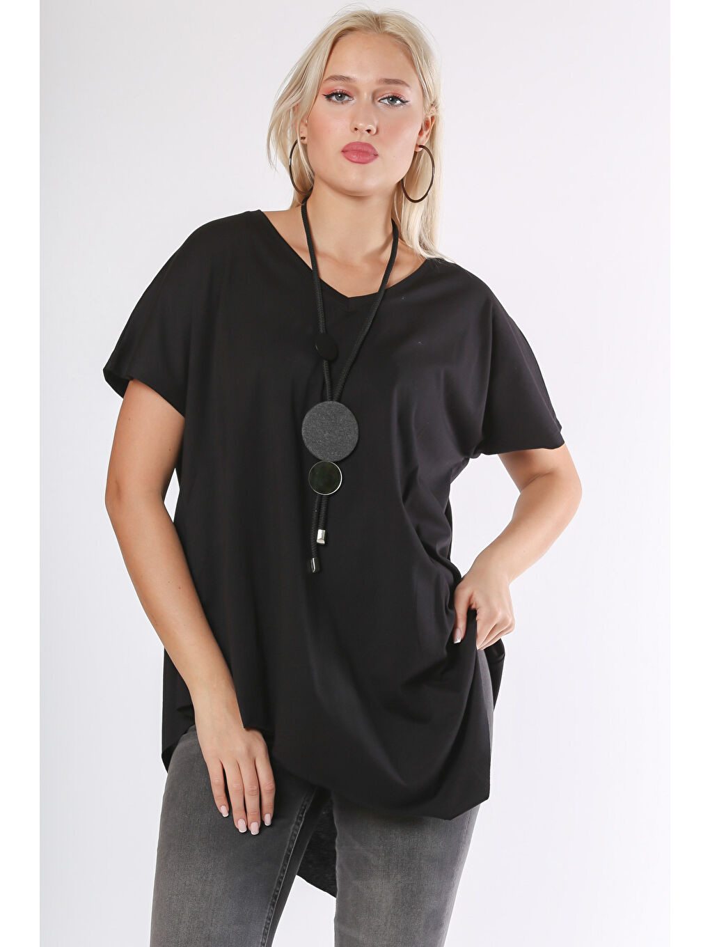 Siyah V Yaka Kısa Kol Asimetrik Örme Bluz-2