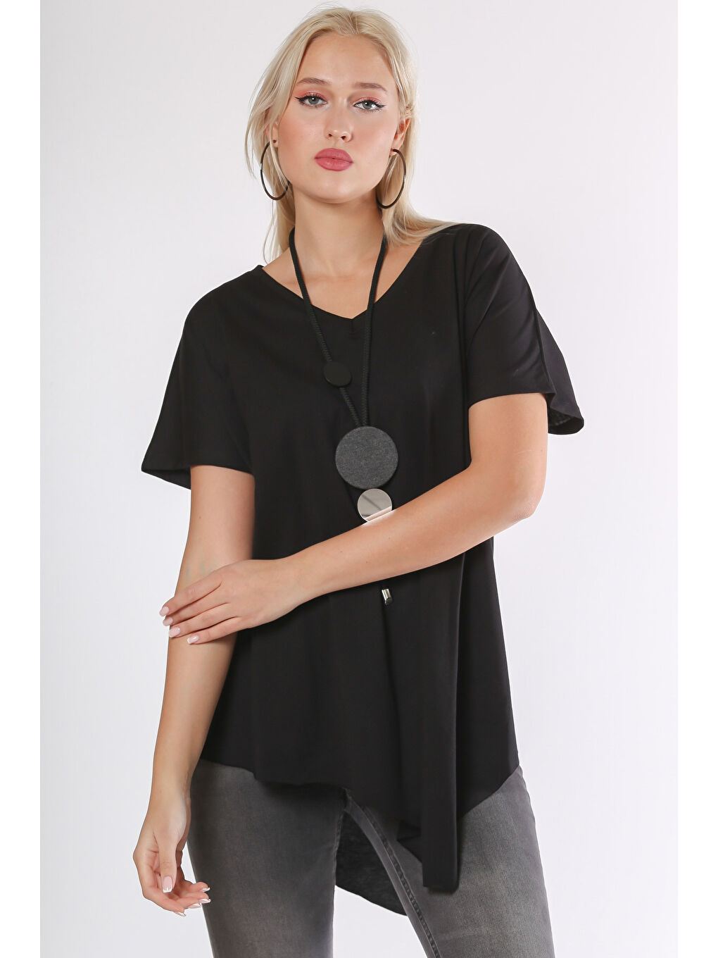 Siyah V Yaka Kısa Kol Asimetrik Örme Bluz-4