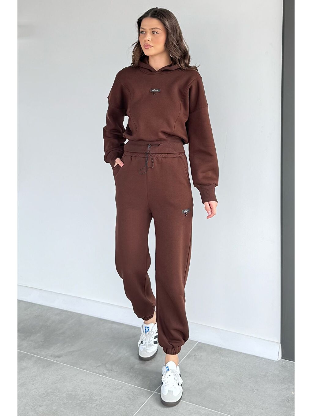 Kahverengi Kadın Üç İplik Şardonlu Kapüşonlu Eşofman Takımı-1