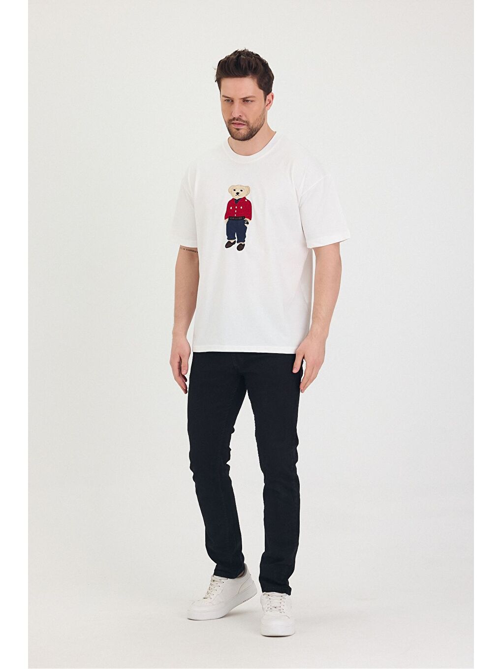 Beyaz Bisiklet Yaka Oversize Ayıcık Baskılı Salaş Unisex Tişört-1