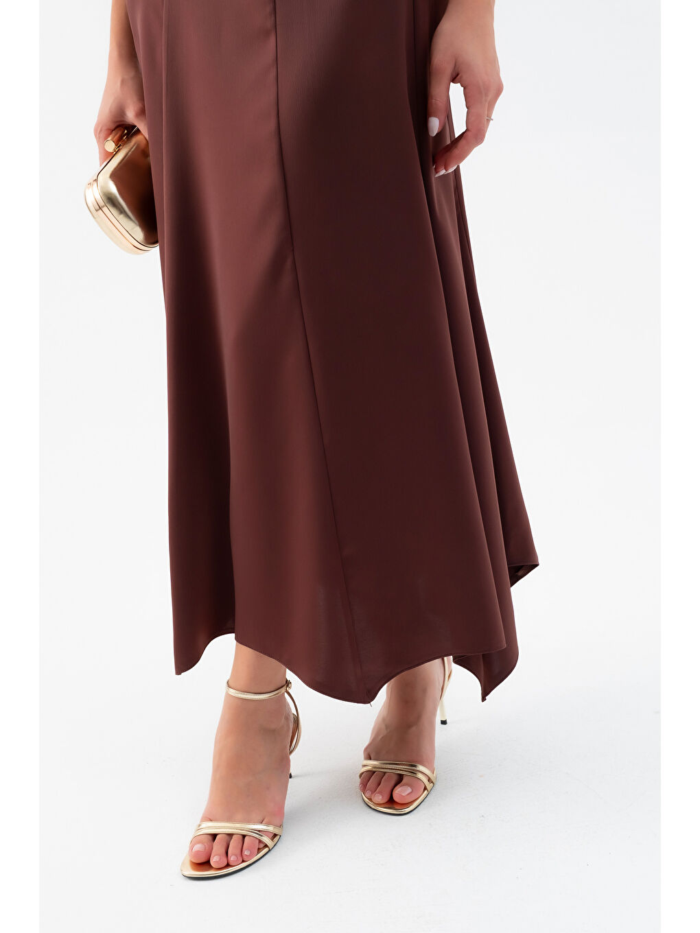 Kadın Kahverengi Degaje Yaka Saten Etek Bluz Takım-3