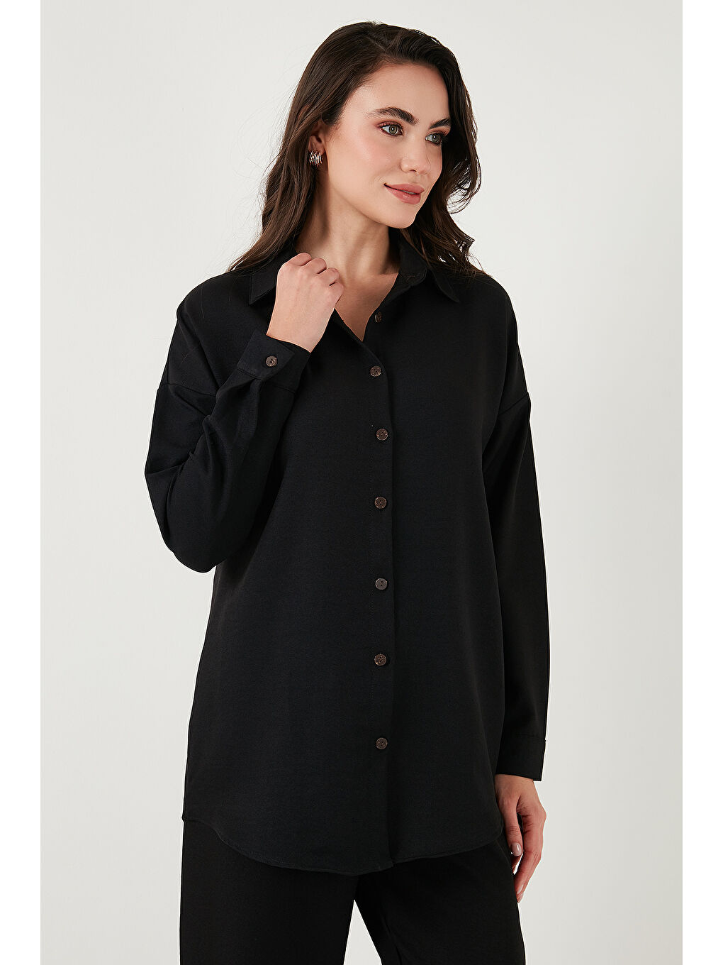 Siyah Keten Karışımlı Regular Fit Lastikli Bel Uzun Kollu Kadın Alt Üst Takım 6696622-4