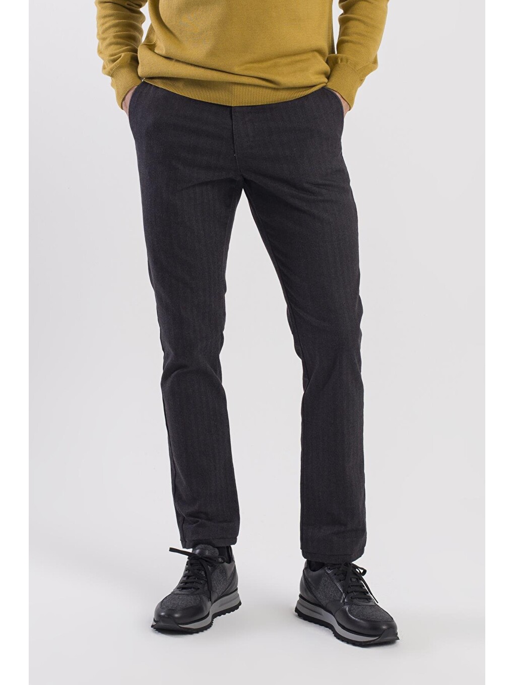 Siyah Comfort Fit Pamuklu Yan Cep Pantolon