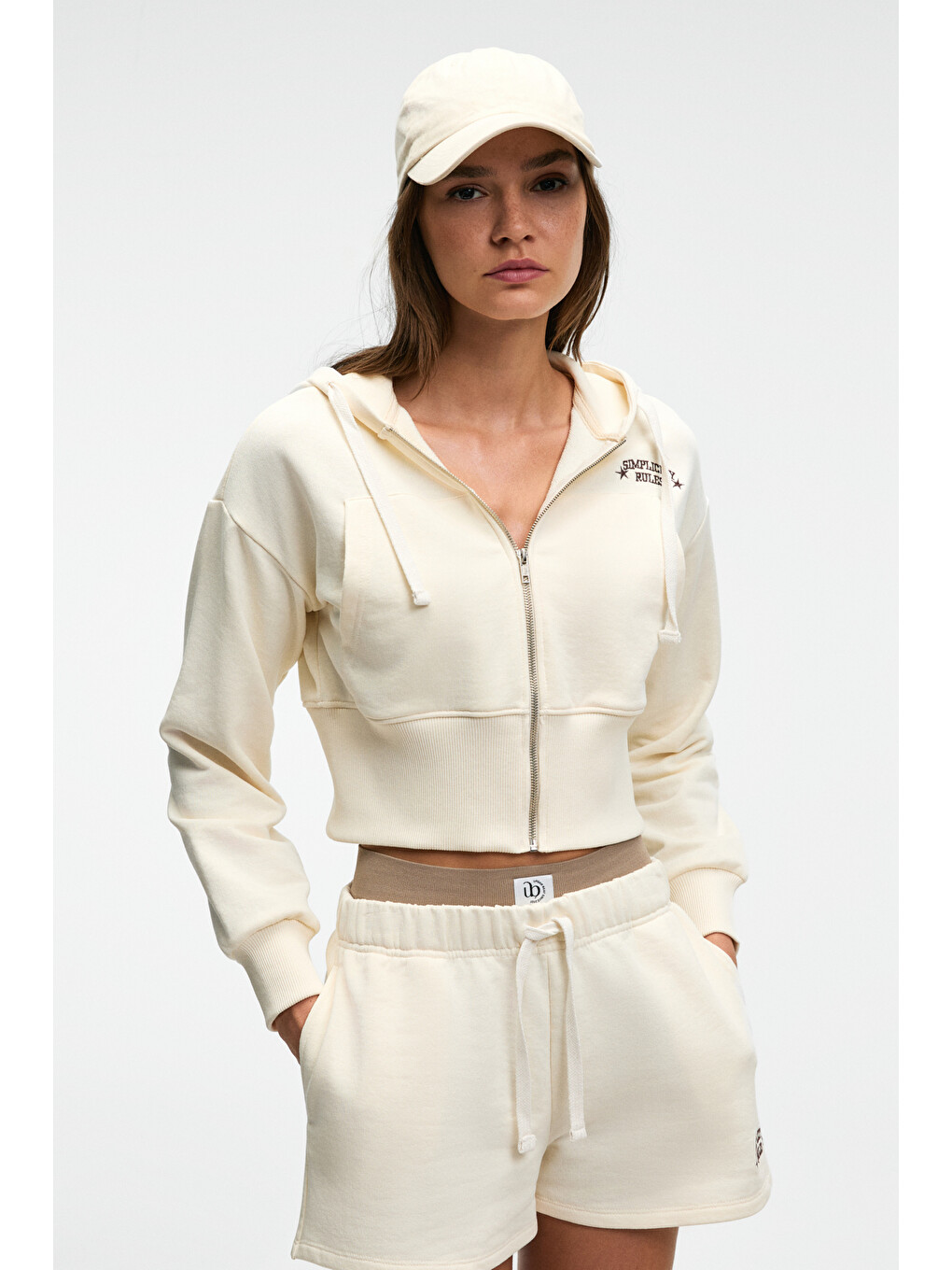 Elara Kadın Metal Fermuarlı Nakışlı Kapüşonlu Crop Ekru Sweatshirt