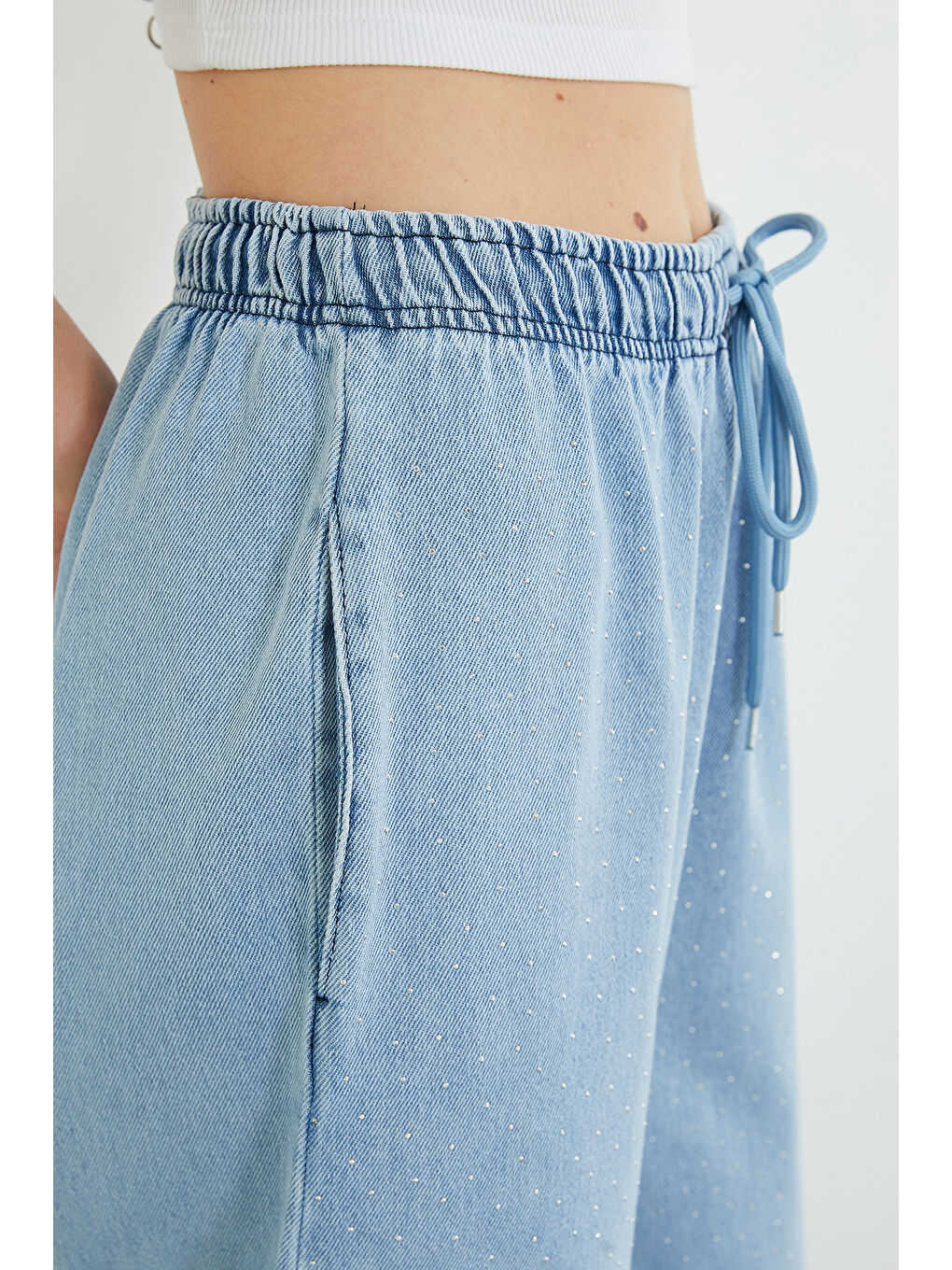 Mavi Beli Bağcıklı Taşlı Wide Leg Jean-4