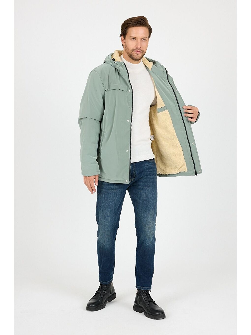 Yeşil Vibes x Avmteks Kürklü Kapüşon Detaylı Mont 009-4