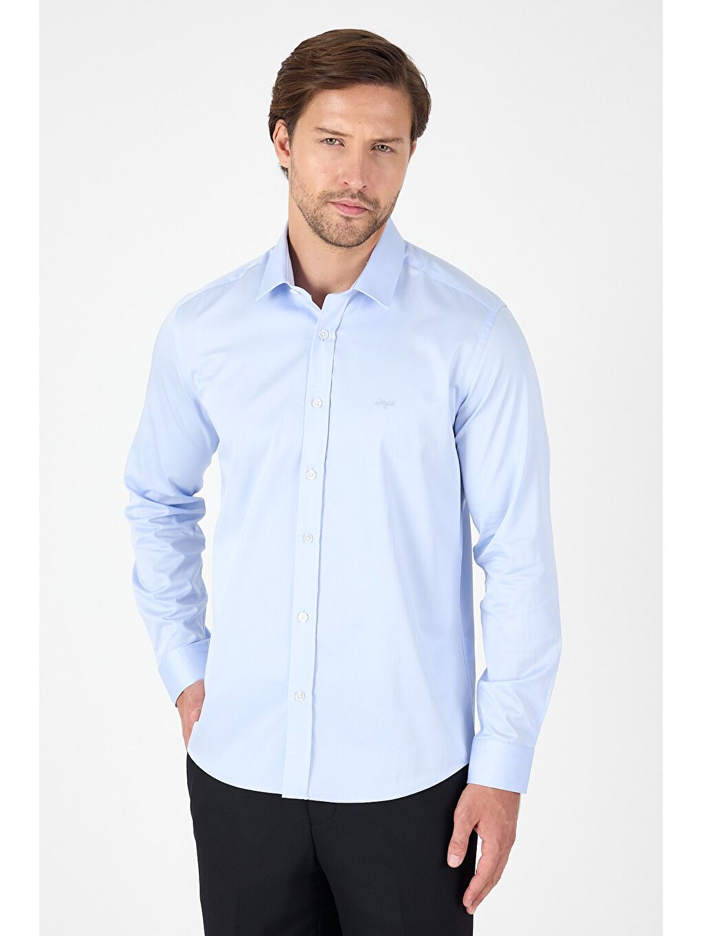 Mavi Sert Yaka Düz Classic %100 Pamuk Slim Fit Gömlek 1004250324