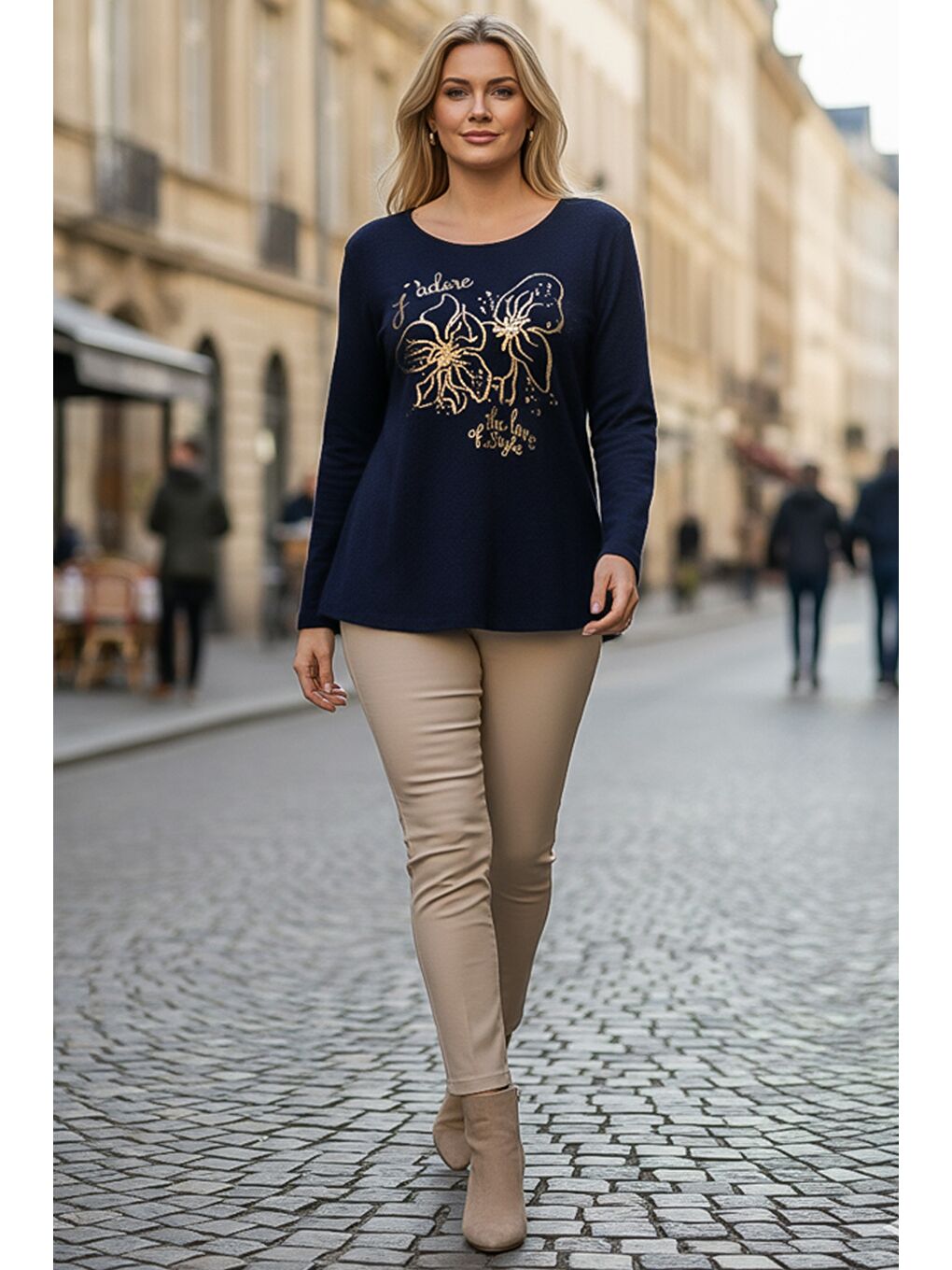 İtalyan Lacivert Havuz Yaka Uzun Kol Çiçekli Varak Baskılı Casual Oversize Triko Bluz 75 75-2