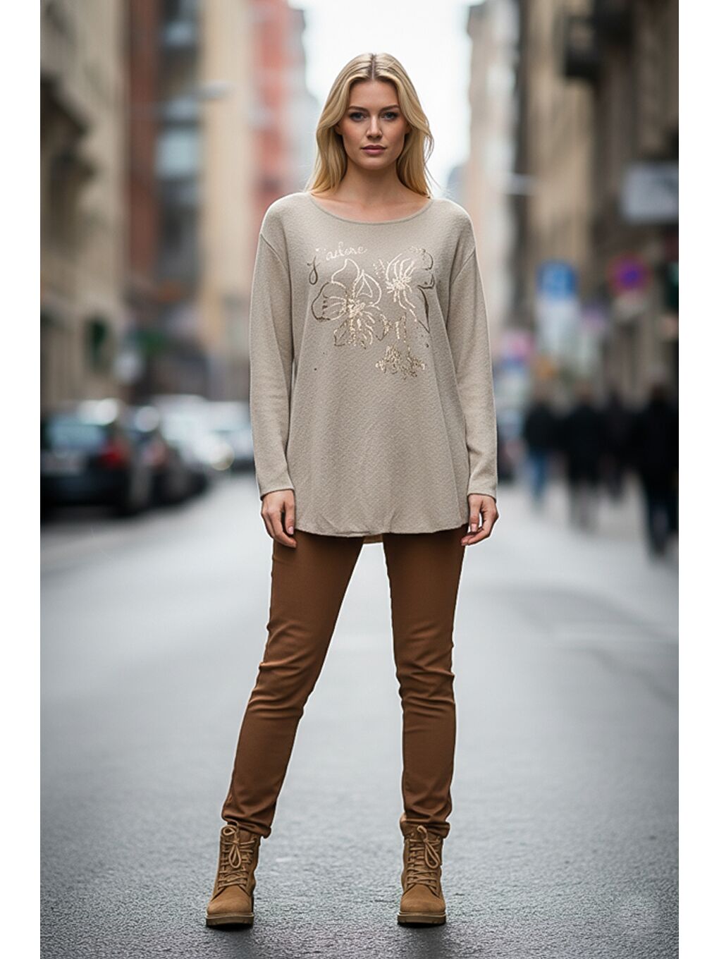 İtalyan Bej Havuz Yaka Uzun Kol Çiçekli Varak Baskılı Casual Oversize Triko Bluz 75 75-3