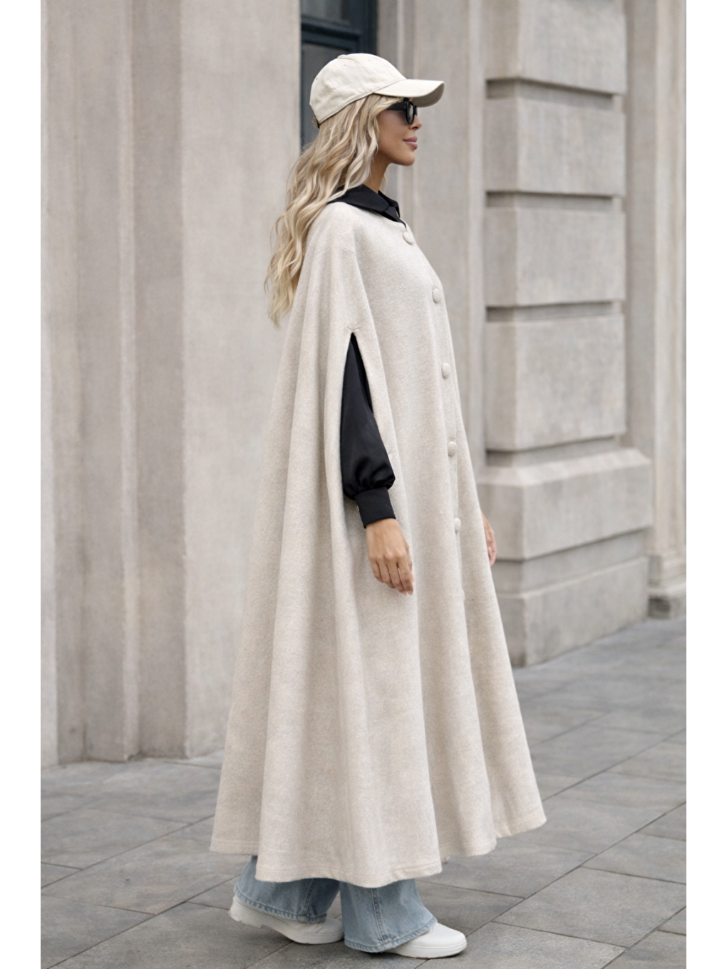 Ekru Kadın Düğmeli Premium Comfort Krem Kaşe Panço-1