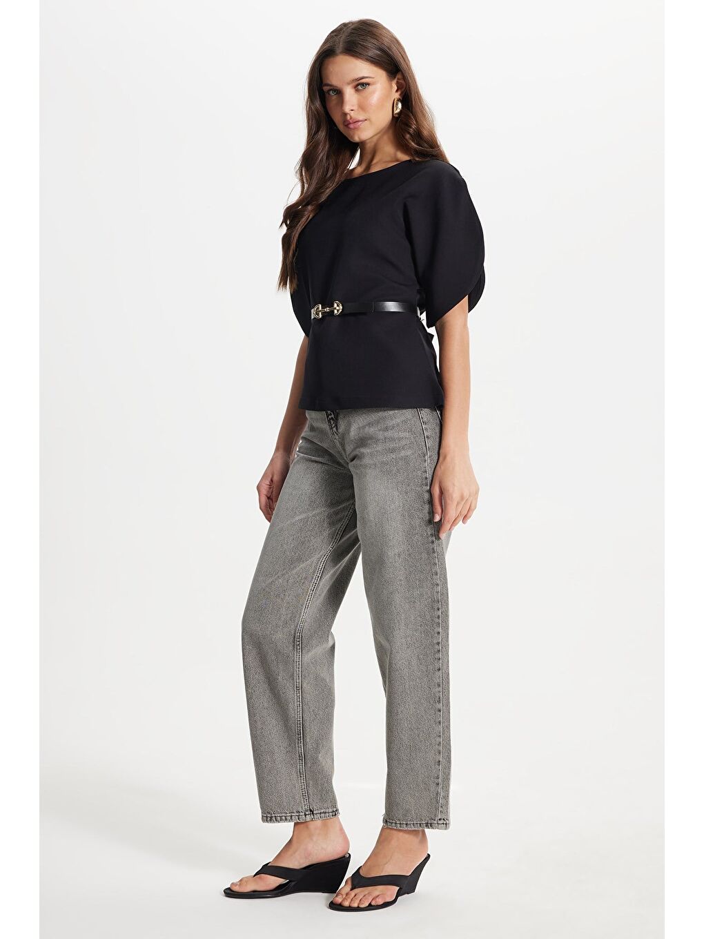 Kadın Slim Fit Dar Kesim Kol Detaylı İnce Kemerli Fermuarlı Siyah Bluz Gömlek-1