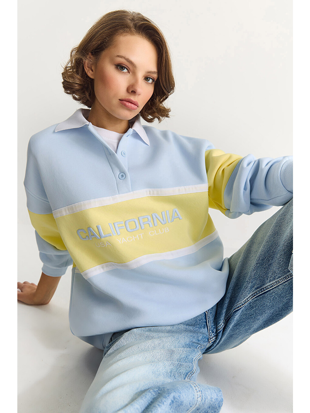 Mavi Kadın Polo Yaka Düğmeli California Yazılı Nakış Detaylı Oversize Kadın Sweatshirt-1