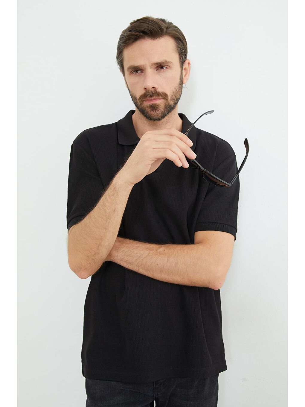 Siyah Fitilli Polo Yaka Triko Tişört-4