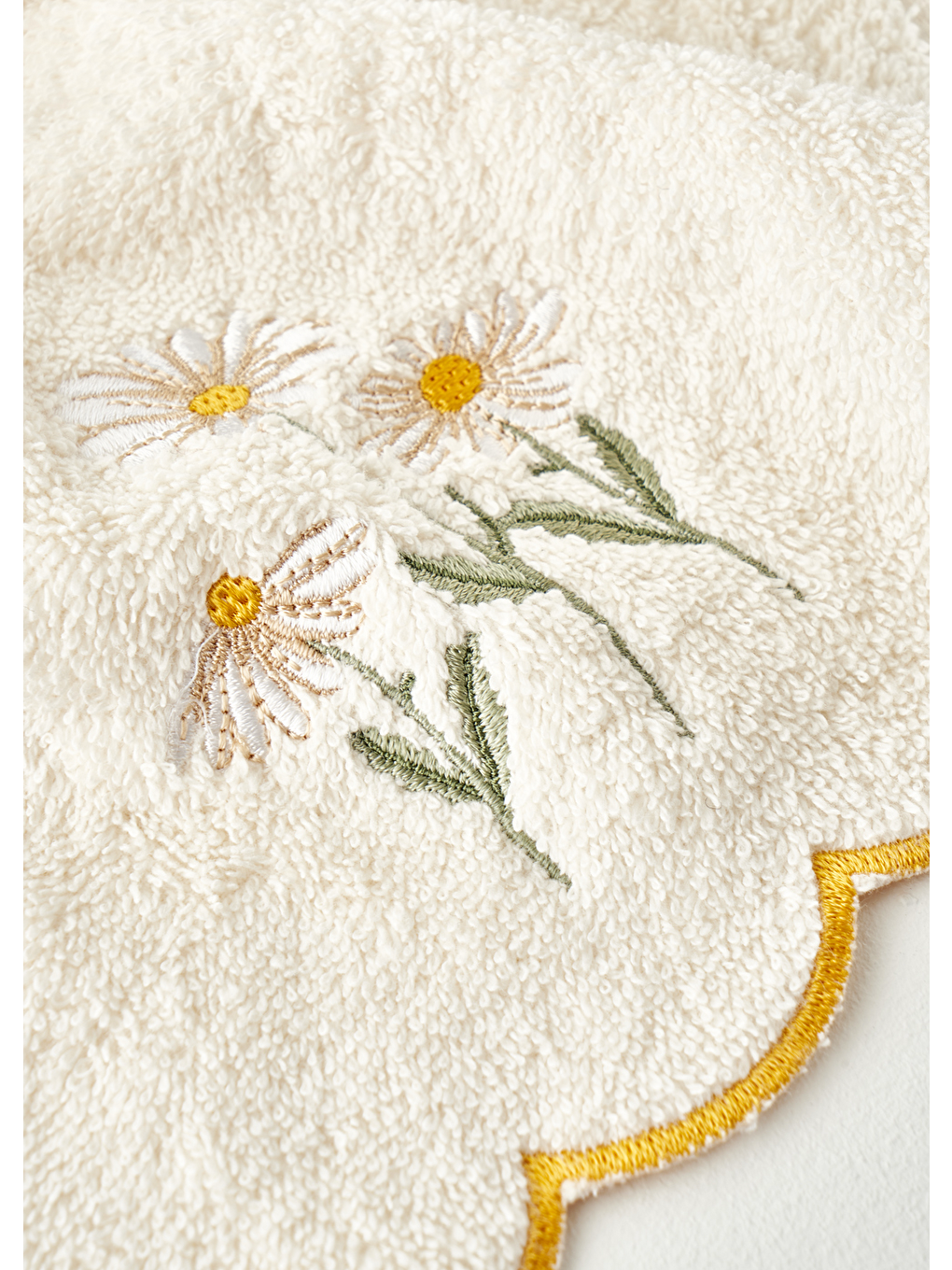 Daisy Scallop Kenar Yüz Havlusu Bej (50x90 cm)-5