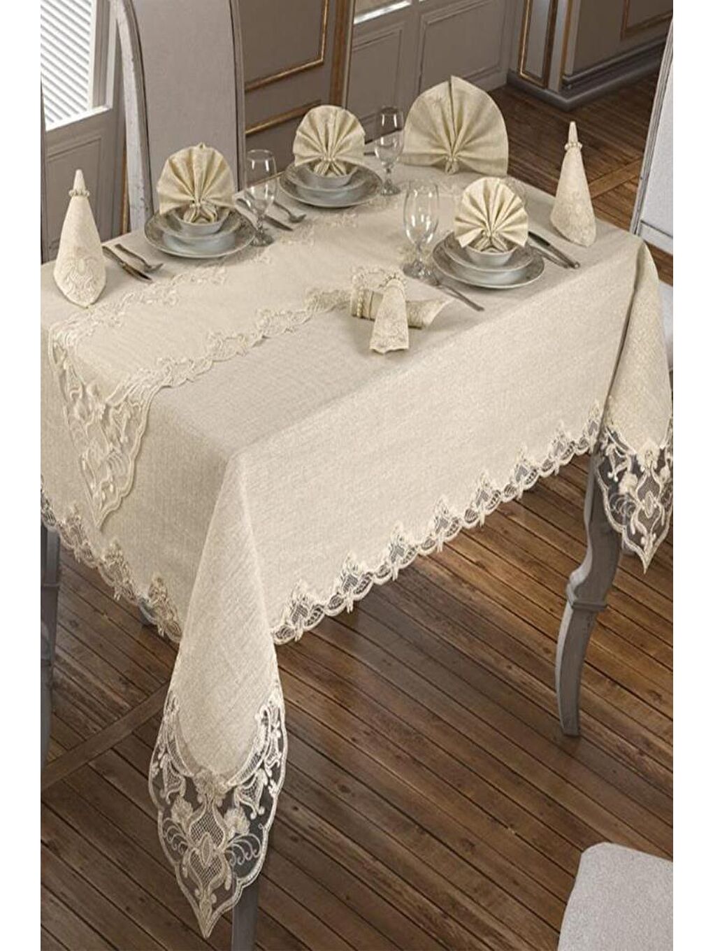 Ekru Hanzade Masa Örtüsü 26 Parça Krem