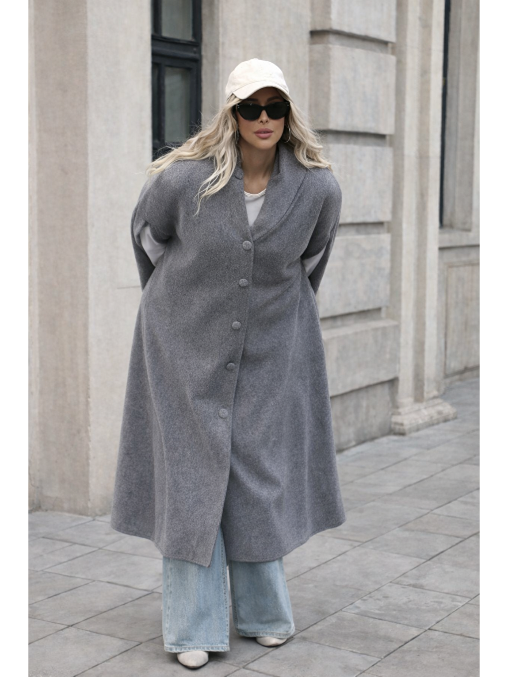 Gri Kadın Düğmeli Premium Comfort Füme Kaşe Panço-1