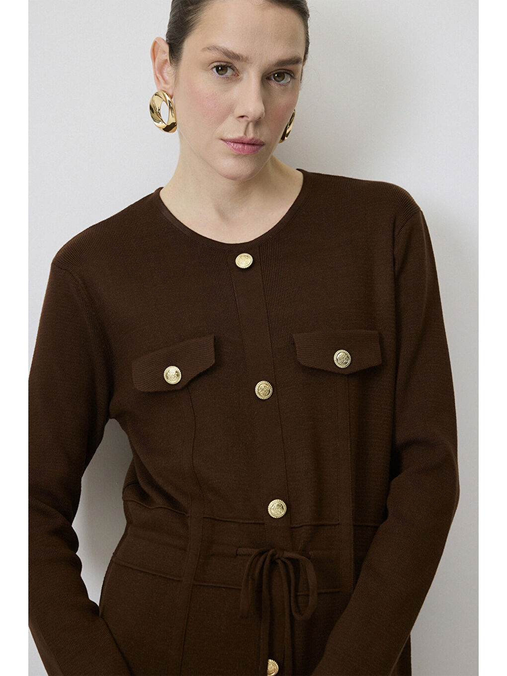 Kahverengi Gold Düğmeli Triko Elbise-2