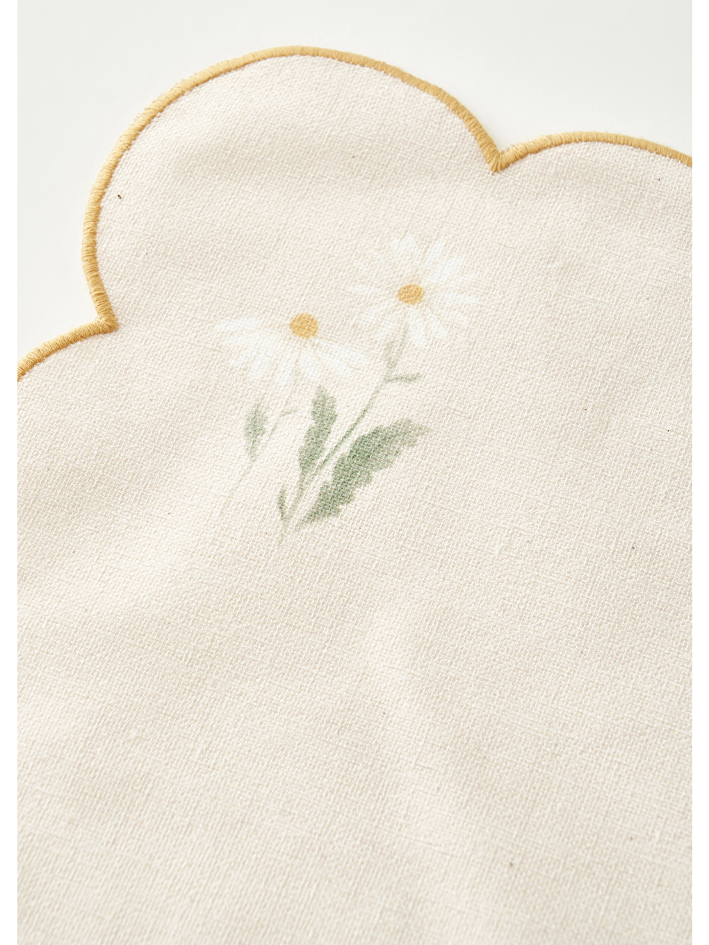 Daisy Baskılı Scallop Kenar Amerikan Servis Bej (35x45 Cm)-3