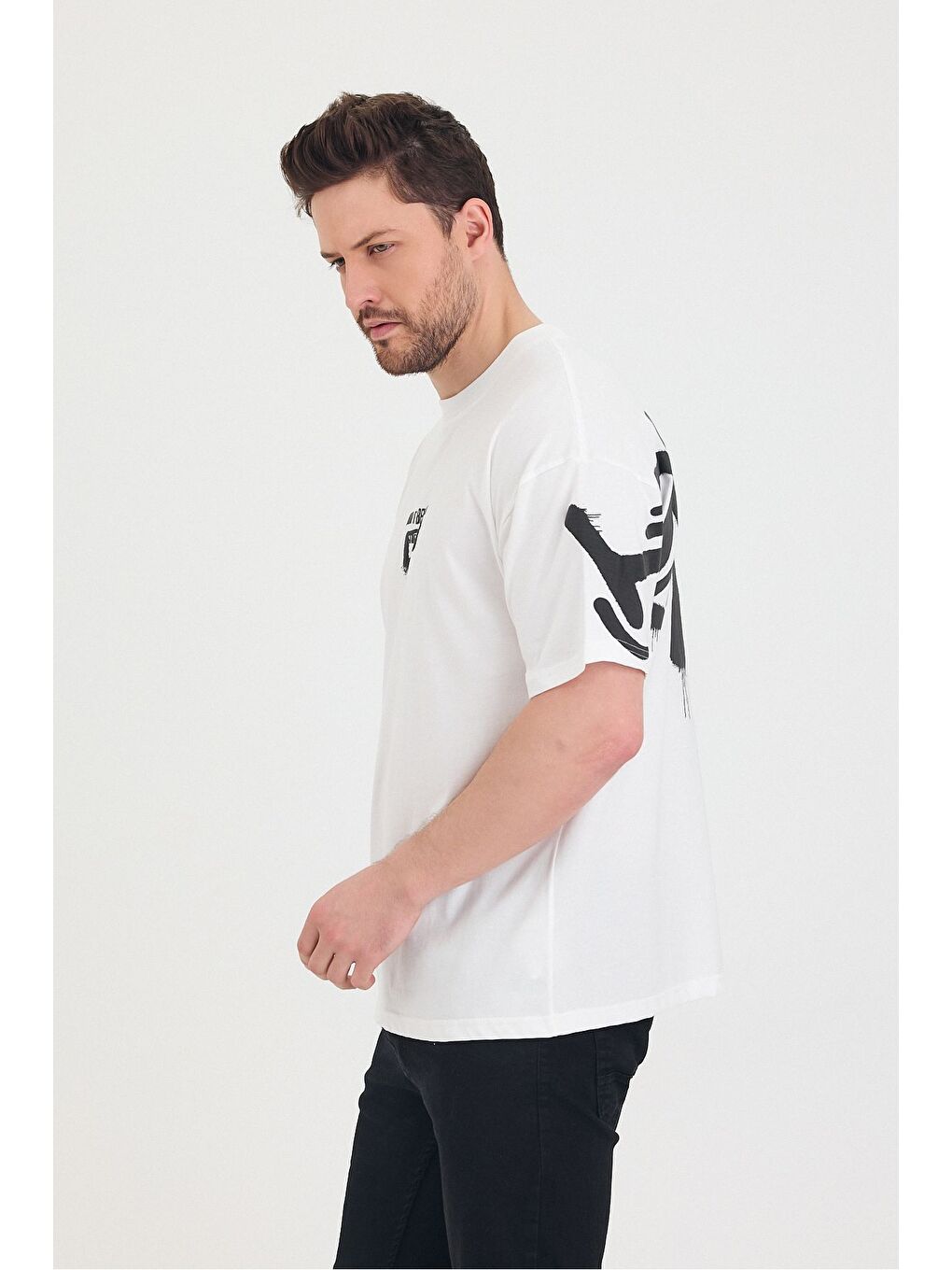 Beyaz Bisiklet Yaka Oversize Ön ve Arka Baskılı Salaş Unisex Tişört-3