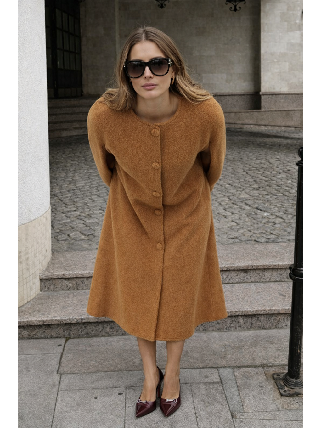 Kahverengi Kadın Kolsuz Relax Fit Kahve Kaşe Panço-2