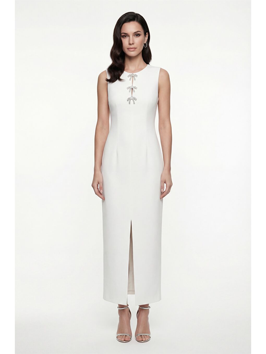 Kadın Beyaz Yırtmaçlı Aksesuar Detay Maxi Abiye Elbise
