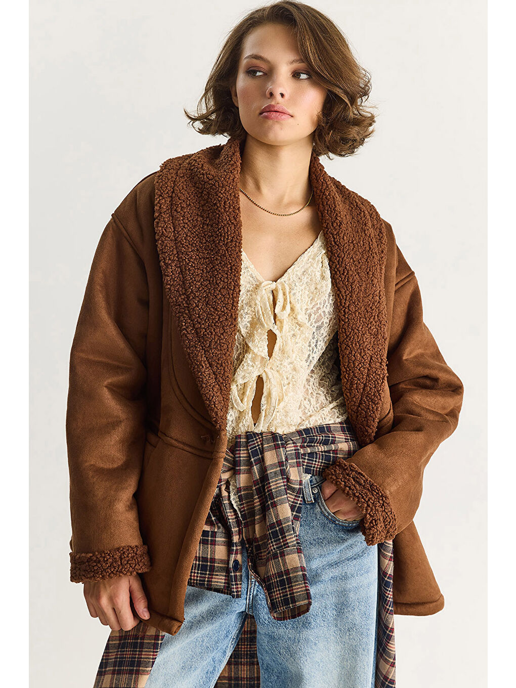 Kahverengi Kadın İçi Kürklü Cep Detaylı Şal Yaka Süet Kaban