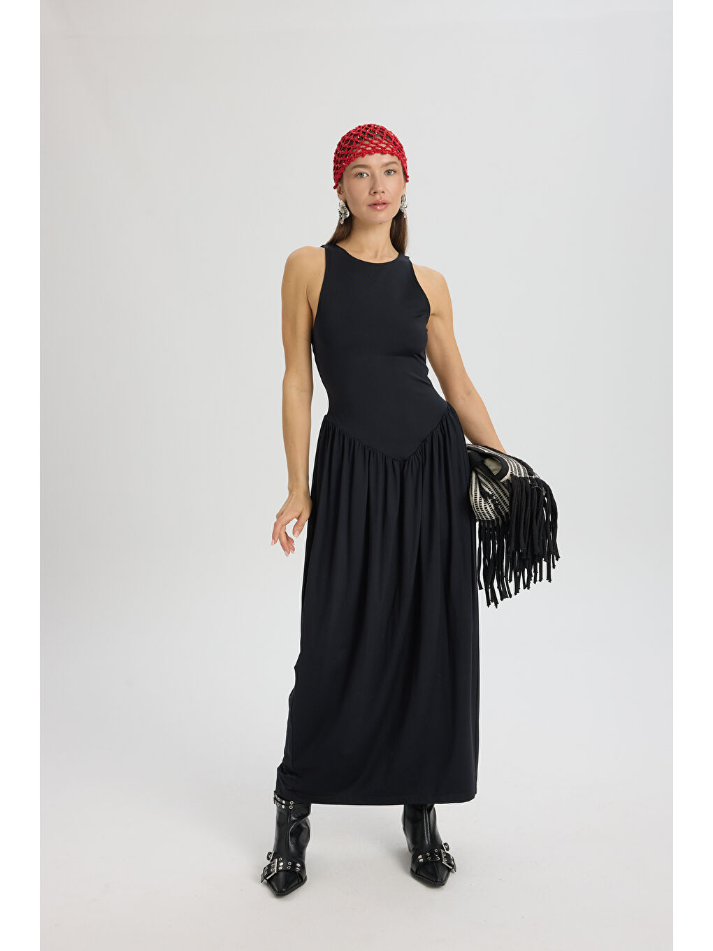 Alenya Üçgen Detay Siyah Uzun Elbise-5