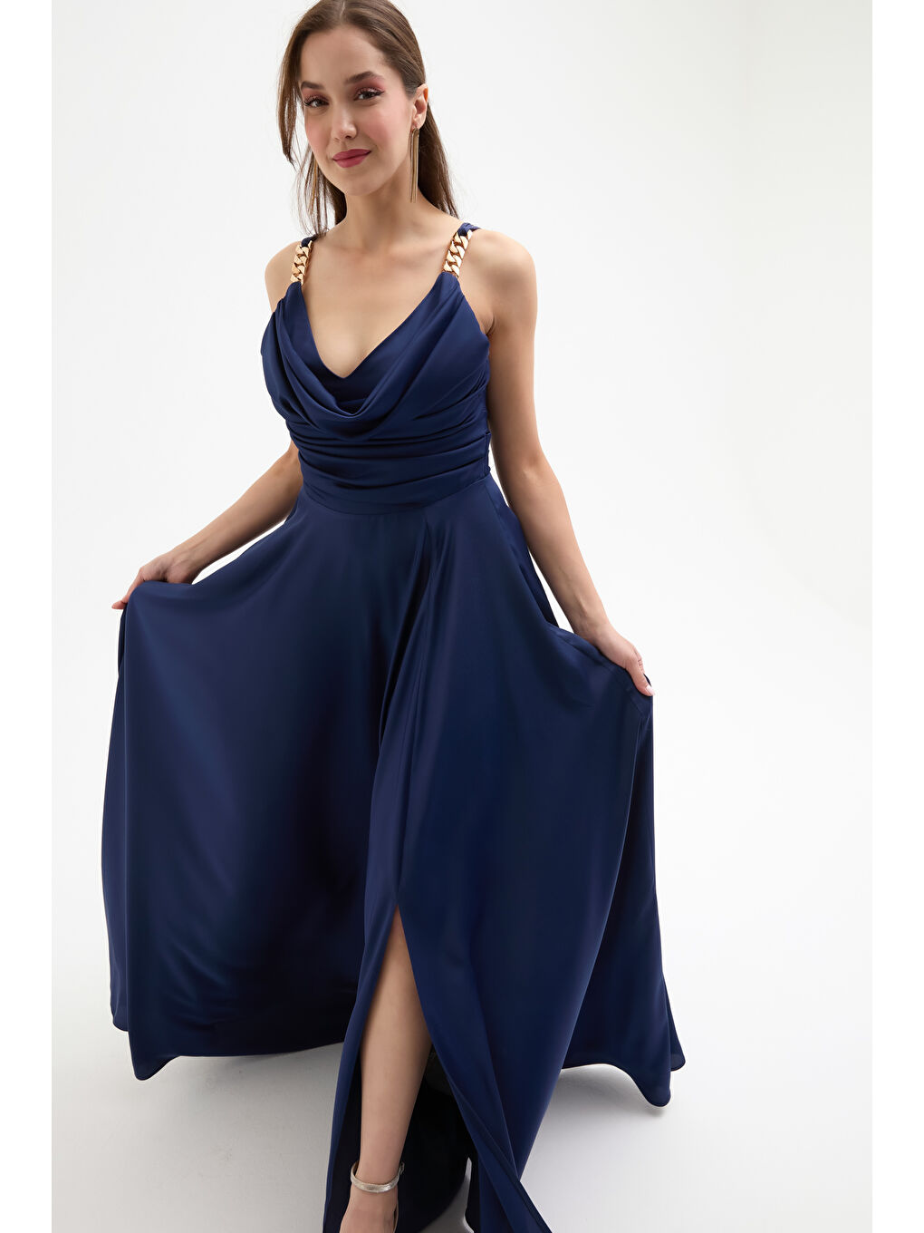 Kadın Lacivert Gold Aksesuarlı Uzun Abiye Elbise-2