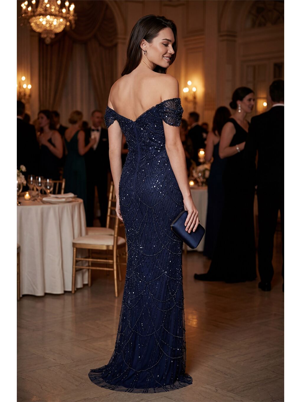 Kadın Lacivert Dar Kalıp Madonna Yaka Uzun Balık Abiye Elbise-3