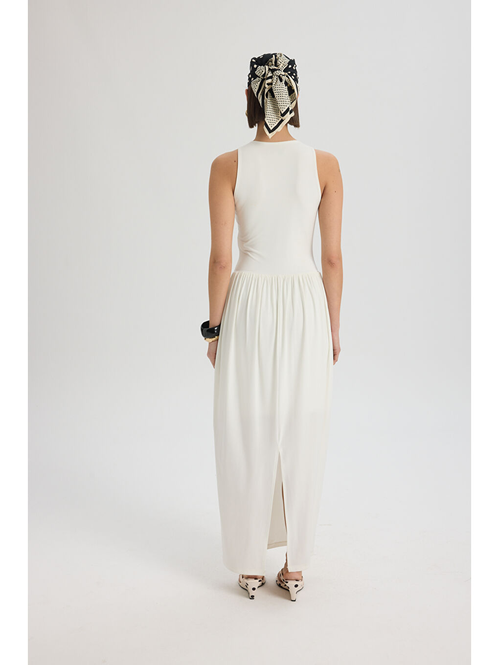 Alenya Üçgen Detay Ekru Uzun Elbise-4