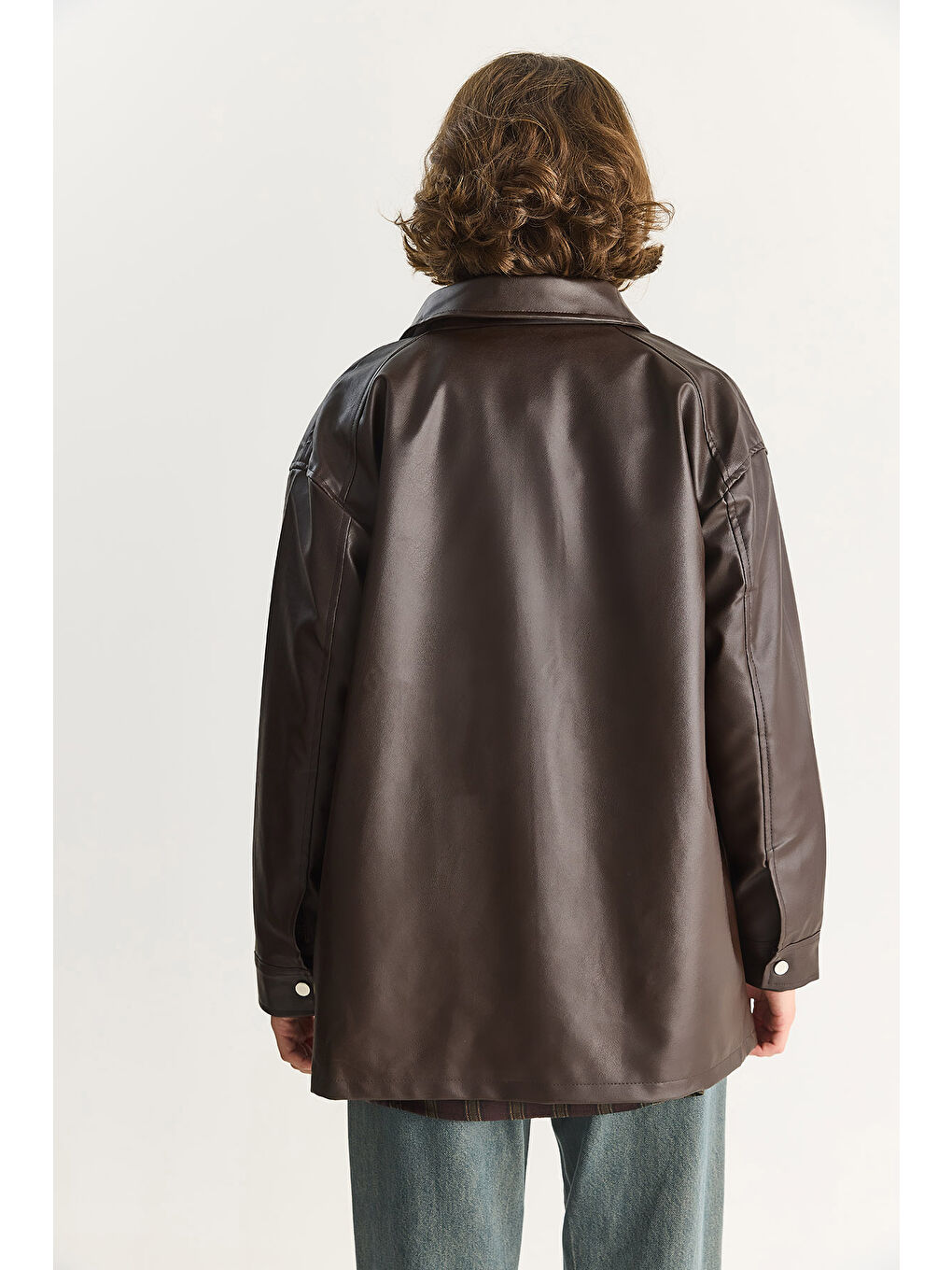 Kahverengi Kadın Oversize Fermuarlı Büyük Cep Detaylıb Astarlı Suni Deri Ceket-7