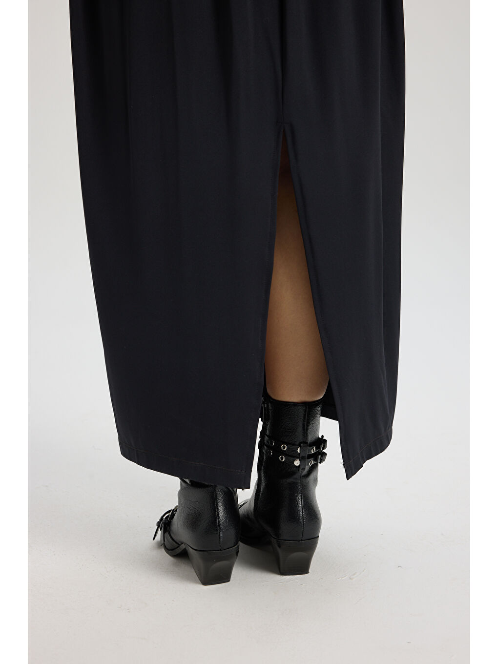 Alenya Üçgen Detay Siyah Uzun Elbise-7