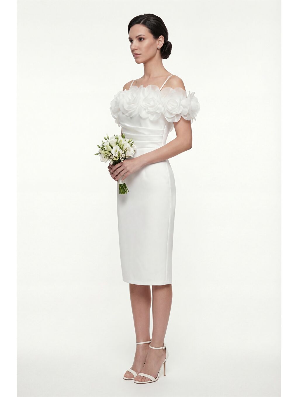 Kadın Beyaz Yakası Gül Detaylı Söz Nişan Nikah Abiye Elbise-1