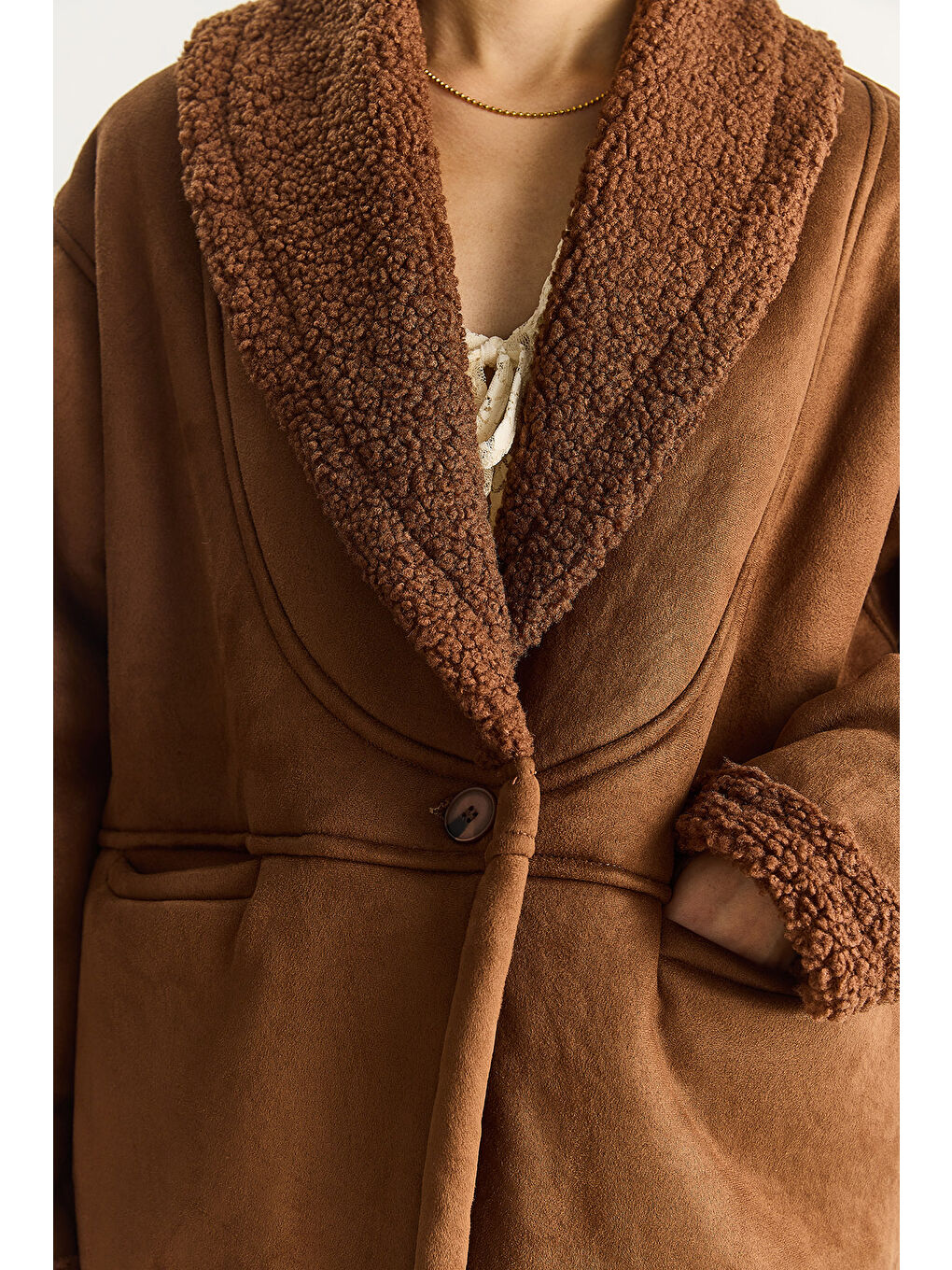Kahverengi Kadın İçi Kürklü Cep Detaylı Şal Yaka Süet Kaban-6