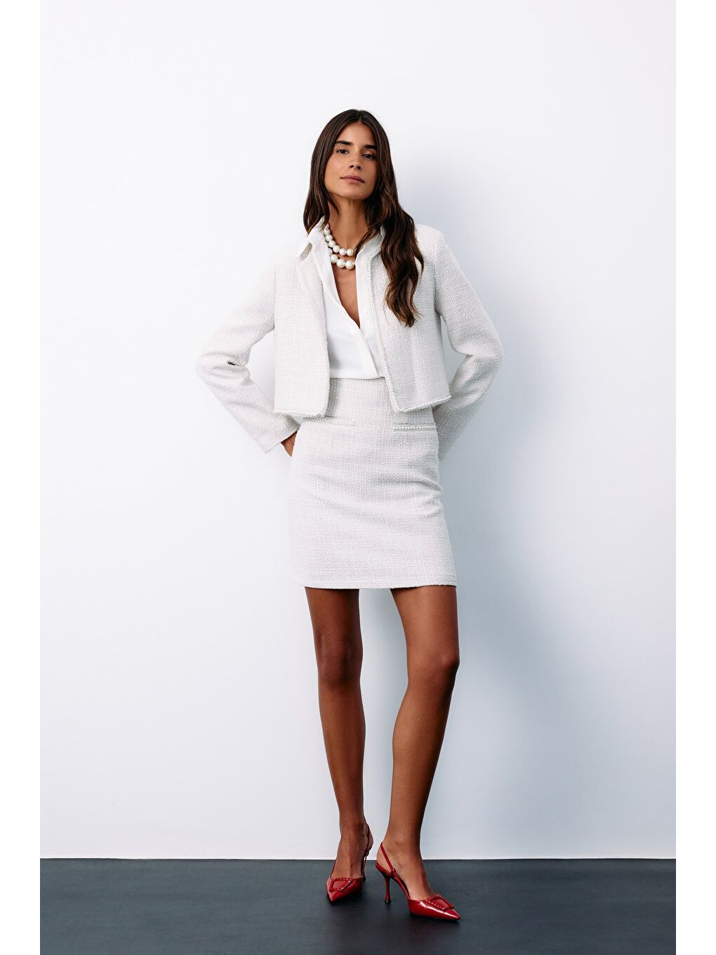 Bej Aksesuar Detaylı Tüvit Etek - Taş