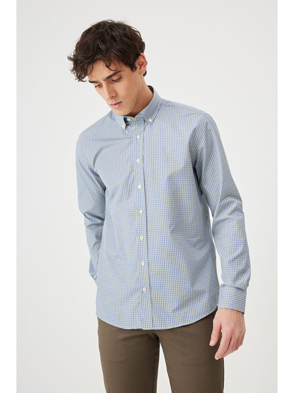 Erkek Yeşil Slim Fit Dar Kesim Düğmeli Yaka Pamuklu Kareli Gömlek-3