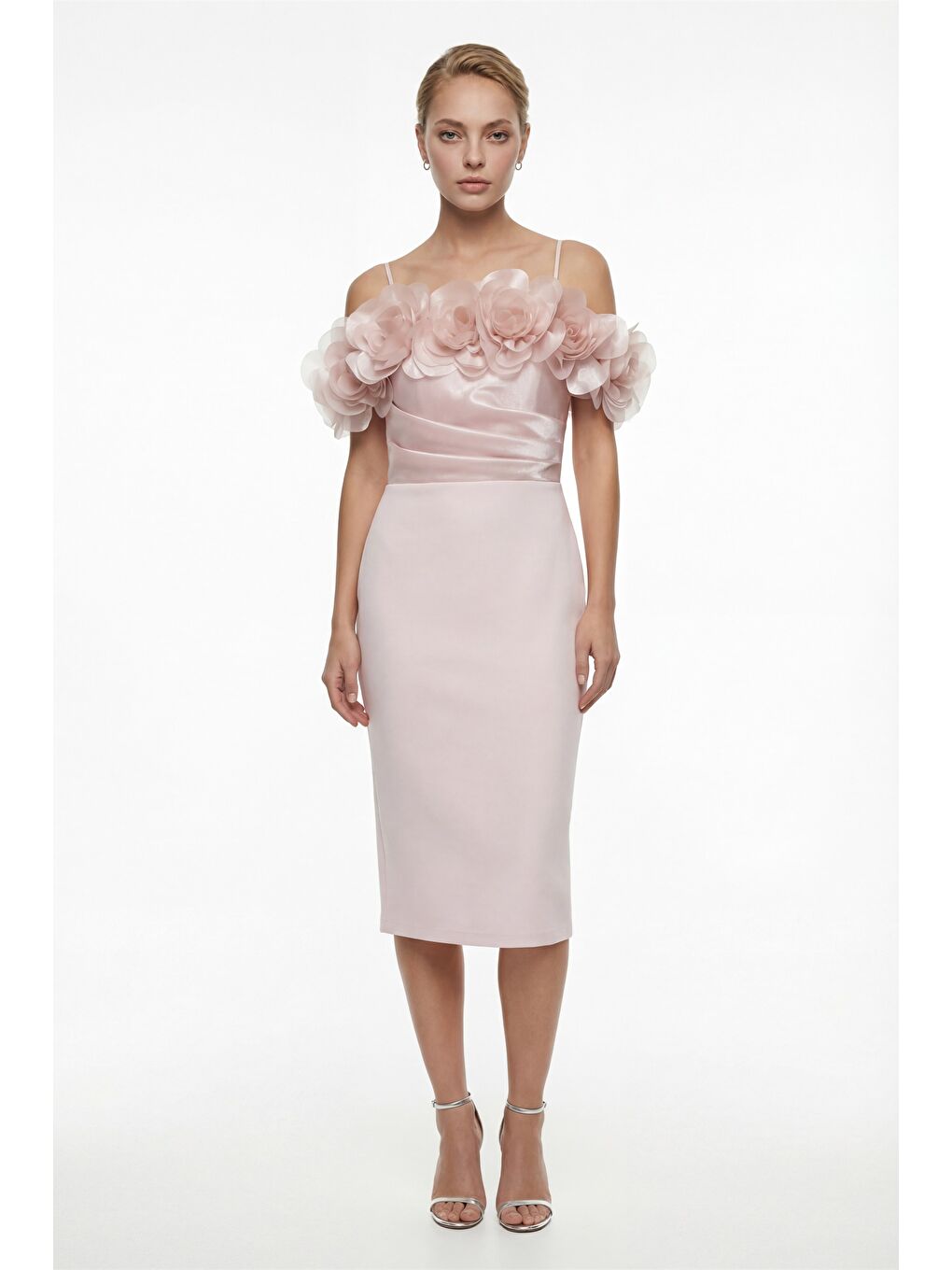 Pembe Kadın Pudra Yakası Gül Detaylı Söz Nişan Nikah Abiye Elbise