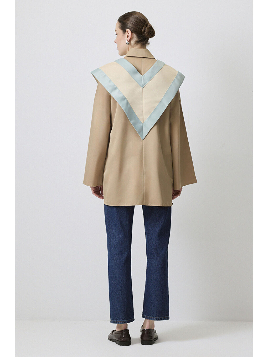 Bej Yaka Detaylı Saten Tunik-3