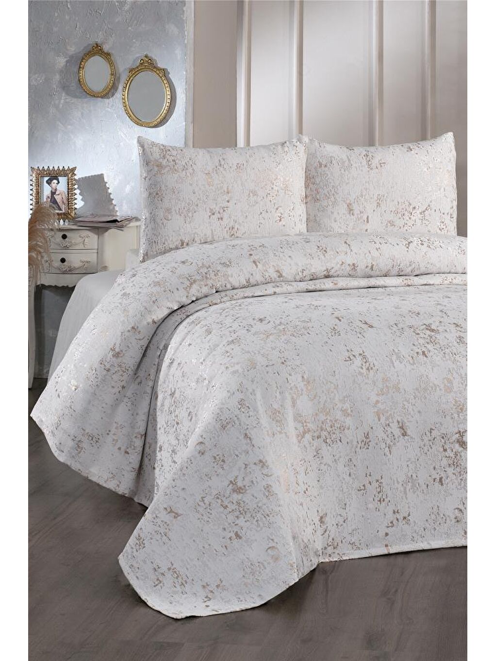 Karışık Slayka Yatak Örtüsü Krem Cappucino