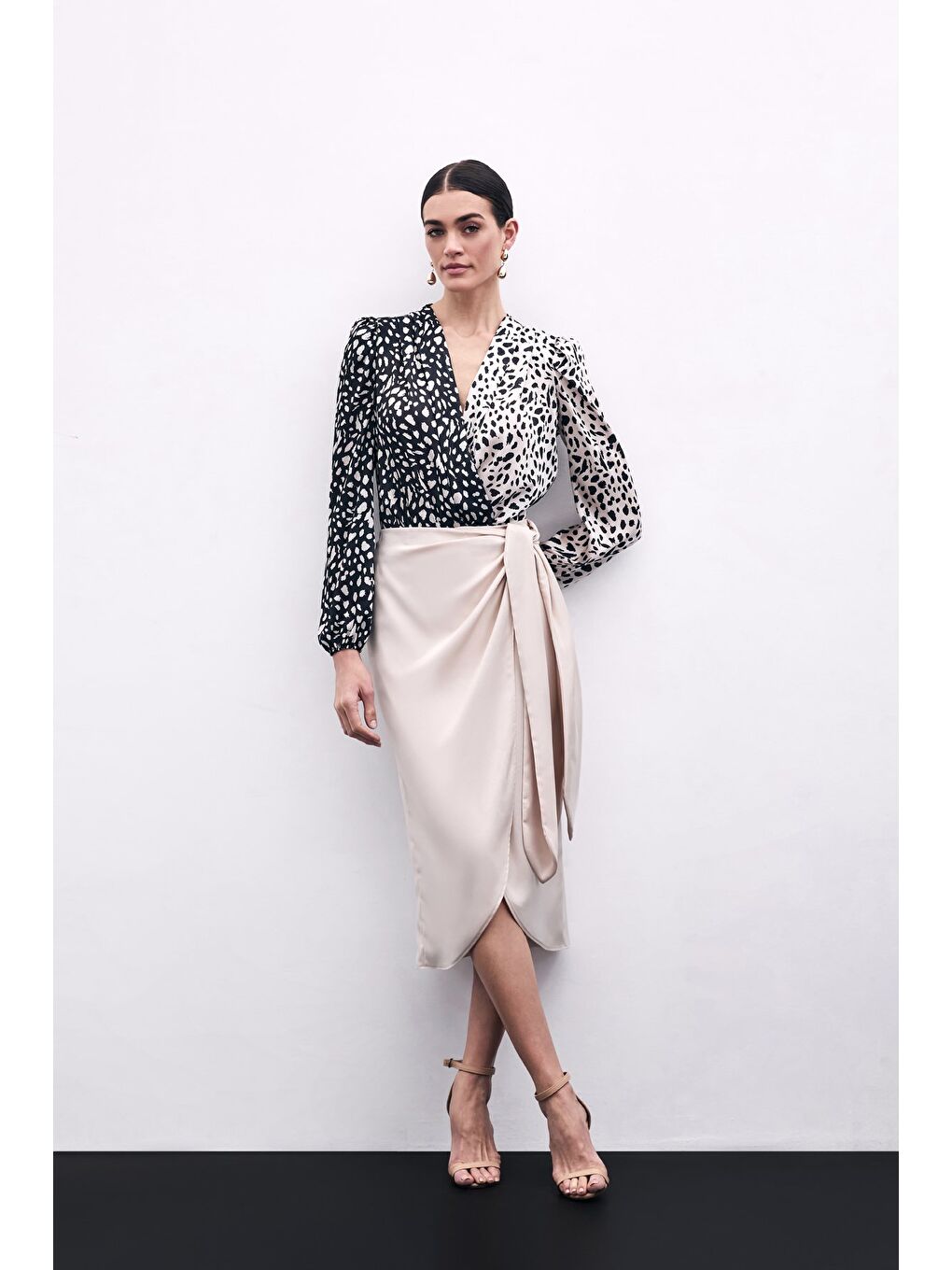 Bağlama Detaylı Kruvaze Etek - Bej