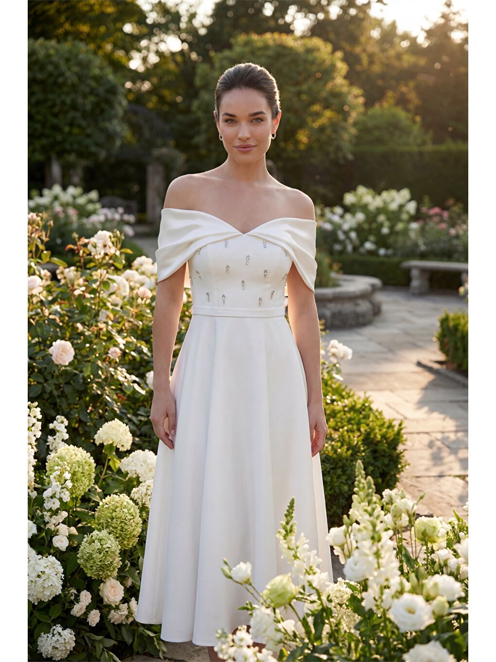 Kadın Beyaz Kayık Yaka Taş Detay Kloş Söz Nişan Nikah Abiye Elbise-3